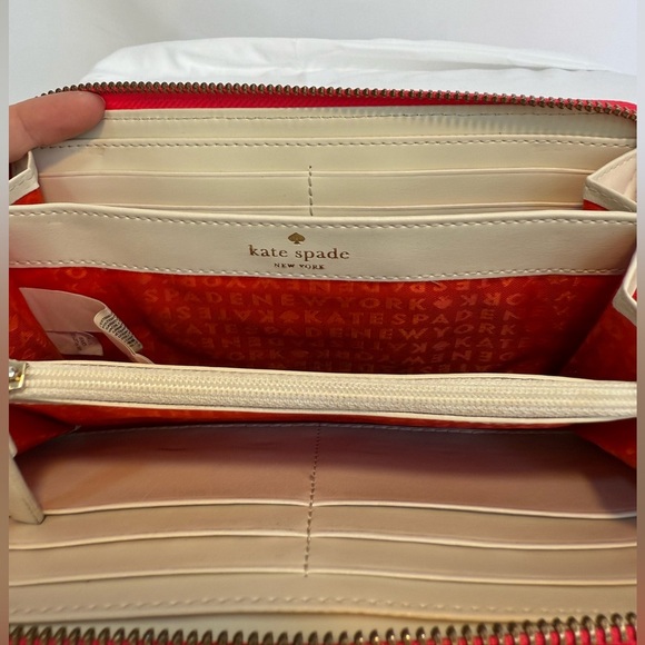 Kate Spade New York Zip Wallet – Hot Pink & White Pattern - Picture 8 of 8